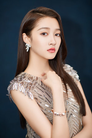  美女总裁的上门狂婿
